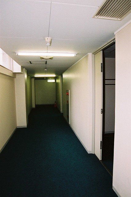 0106_hall.jpg